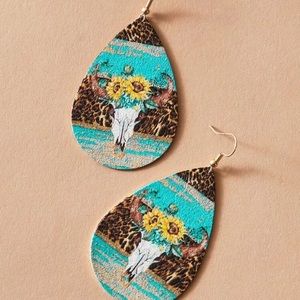 NEVER WORN vintage earrings